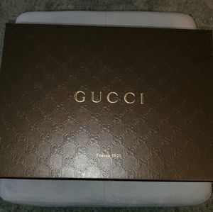 *NEW* GUCCI Sandals